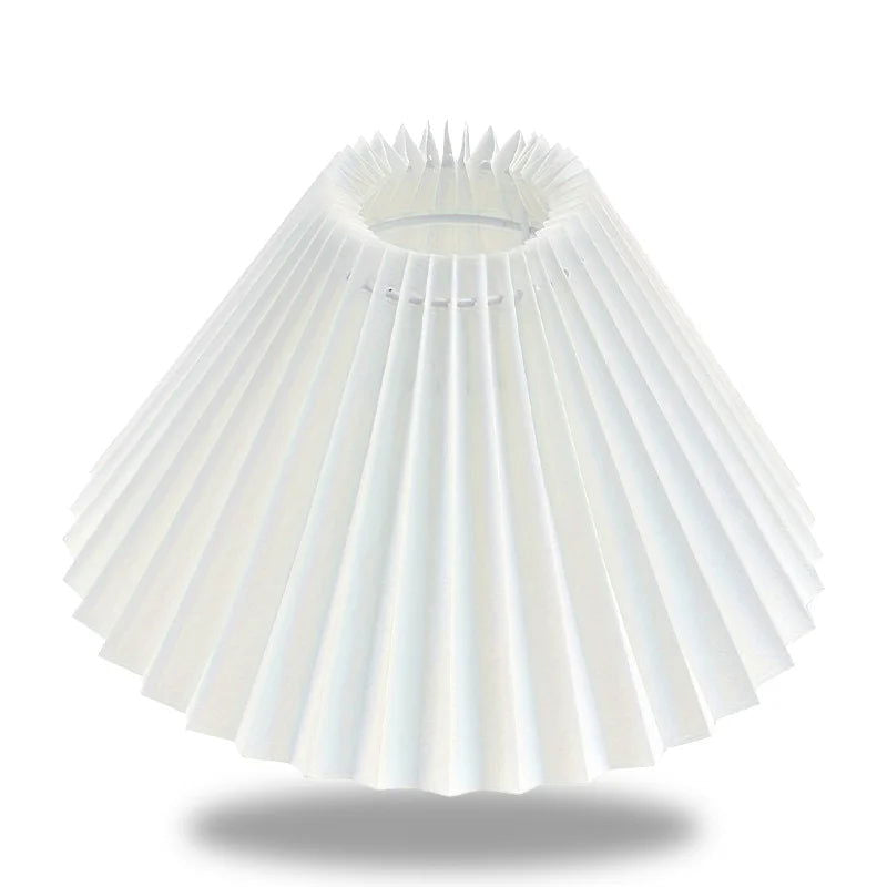 Abat-Jour_Plisse_Soie-6671578.jpg - Lampe de chevet de bureau