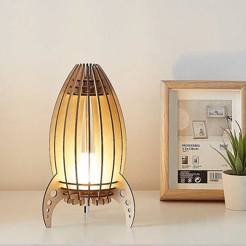 bois-lampe-de-chevet-fusee-creative-56510688690509.png - Lampe de chevet de bureau