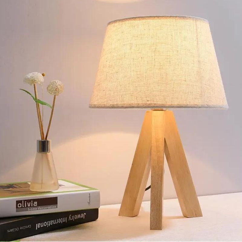 lampe-poser-bois-trepied-tissu_9.jpg - Lampe de chevet de bureau