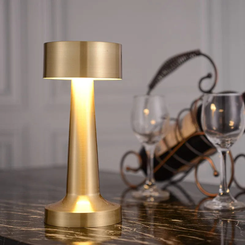 lampe-poser-tactile-led-style-moderne-01.jpg - Lampe de chevet de bureau