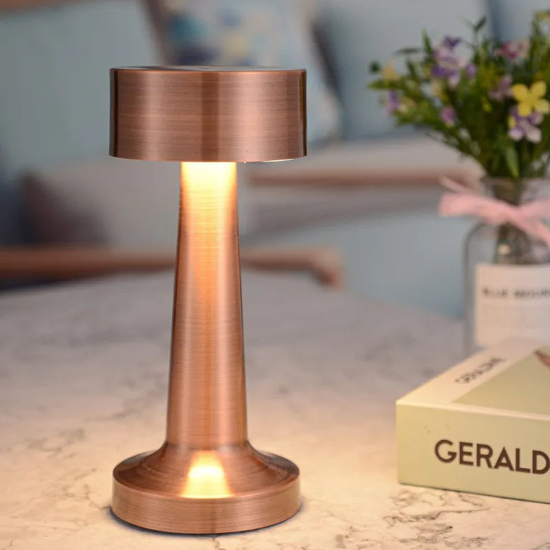lampe-poser-tactile-led-style-moderne-03.jpg - Lampe de chevet de bureau