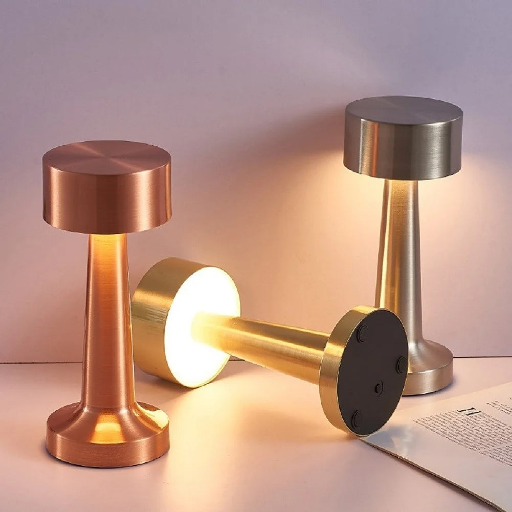 lampe-poser-tactile-led-style-moderne-04.jpg - Lampe de chevet de bureau
