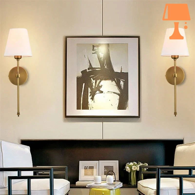 lampe_de_chevet_accroche_au_mur_allumee-6672944.jpg - Lampe de chevet de bureau