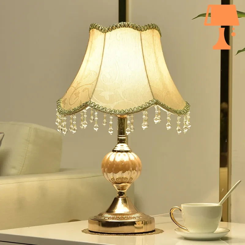 lampe_de_chevet_chic_type_c-6676026.jpg - Lampe de chevet de bureau